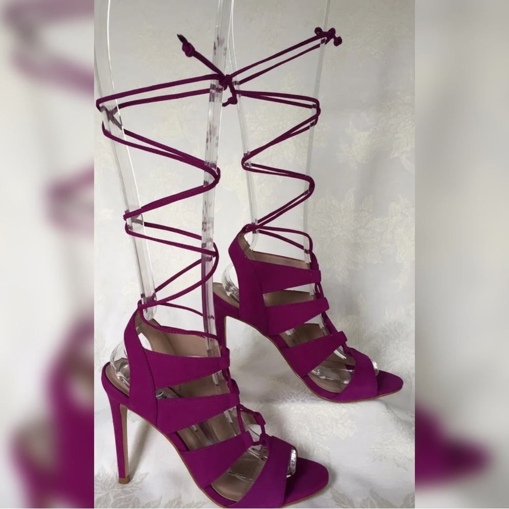 Magenta Steve Madden lace up heels